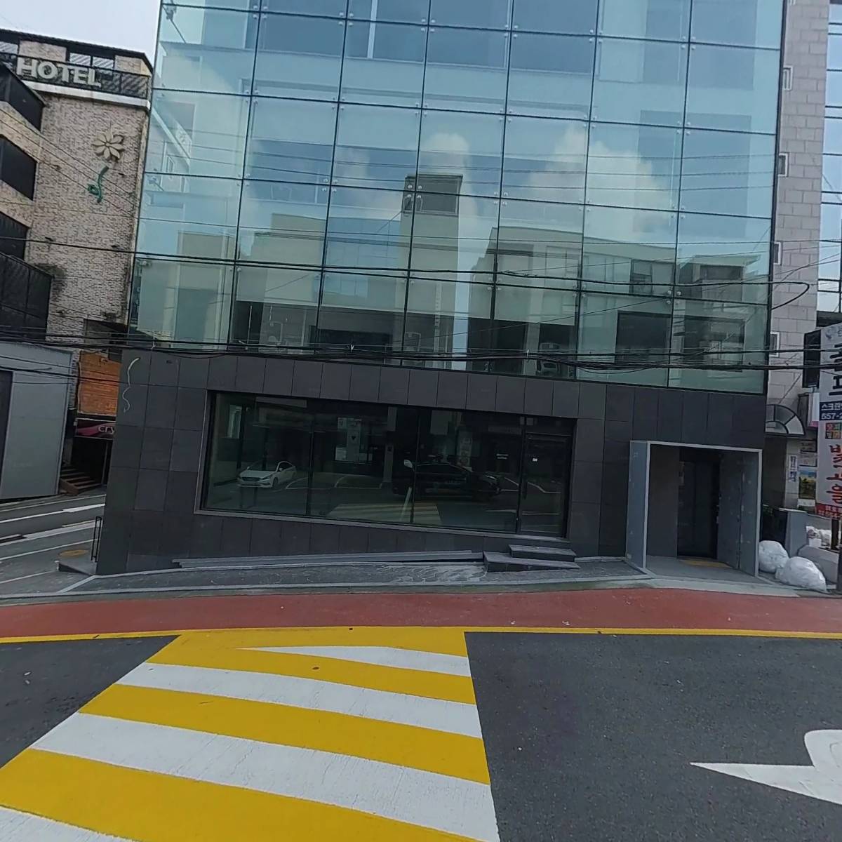 주식회사 유앤비_3