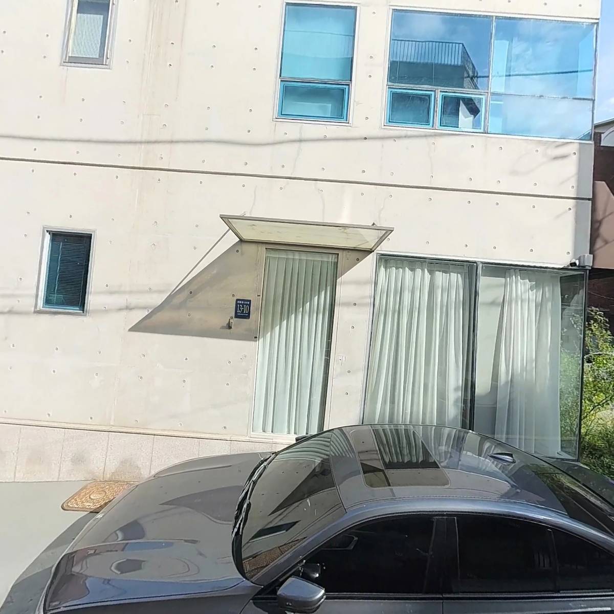 주식회사 원오원지지