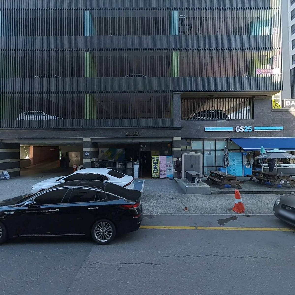 와드커피 수원인계점_3
